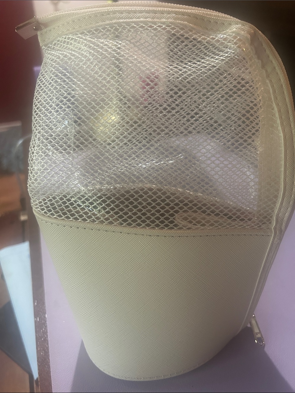 Cream Mesh-Top Cosmetic Case - Brush Holder Women's Travel Makeup Organizer